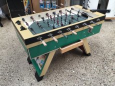 2.0125 (ref 2.0125) 2de hands groene tafelvoetbal Jupiter 7*