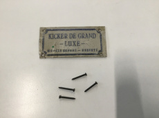 zz.0153 zz.0153 2dehands KICKER DE GRAND LUXE 1 type plaat